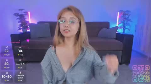 Snapshot of laramiaa chatting on 05/10/26, 07:52 Lara online show from 05/10/26, 07:52