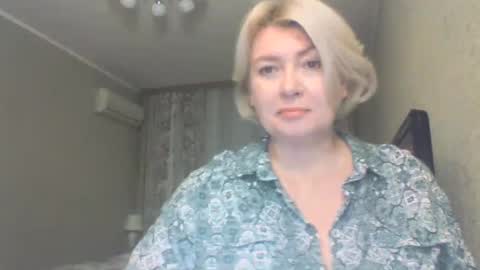 laramrs online show from 10/02/25, 04:14