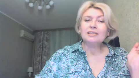 laramrs online show from 10/10/25, 05:01