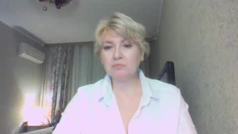 Snapshot of laramrs chatting on 01/14/26, 03:39 laramrs online show from 01/14/26, 03:39