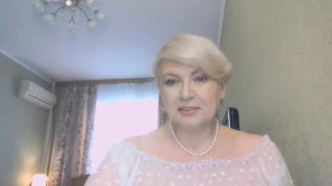 laramrs online show from 03/23/26, 03:49