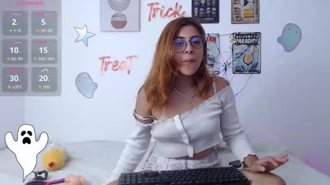 laramucci online show from 10/11/25, 04:16