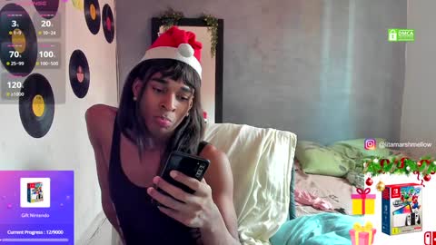 Snapshot of laraparx chatting on 12/22/24, 07:21 Lara Independent Model online show from 12/22/24, 07:21