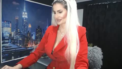 Snapshot of laras_moans chatting on 12/26/24, 09:55 laras_moans online show from 12/26/24, 09:55
