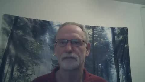 Snapshot of larbie chatting on 02/01/25, 10:05 Larbie online show from 02/01/25, 10:05