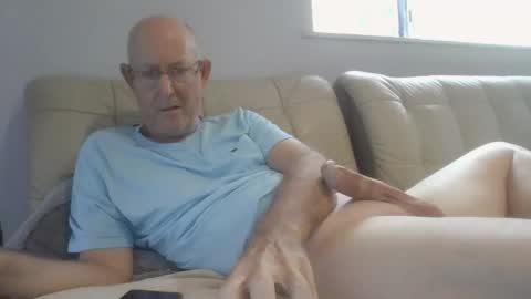 largerthan-   say hi on entry online show from 03/08/26, 01:03