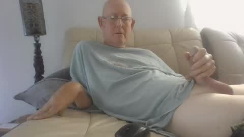 largerthan-   say hi on entry online show from 04/23/26, 11:29