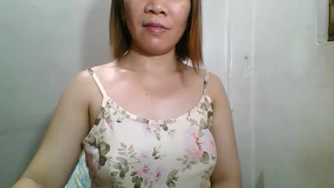 Snapshot of laricemsbest chatting on 05/13/26, 04:21 Larice online show from 05/13/26, 04:21