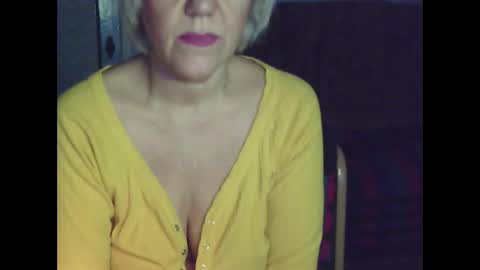 larisaq4ugo24 online show from 01/24/25, 08:13