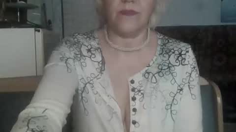 larisaq4ugo24 online show from 03/24/26, 08:19