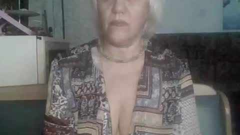 larisaq4ugo24 online show from 03/27/26, 12:38