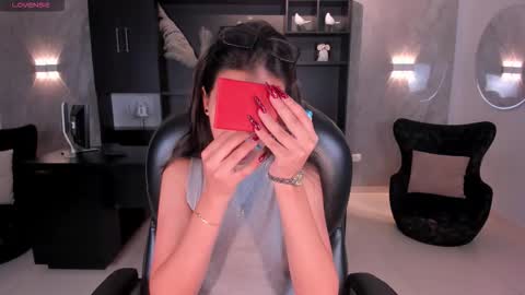 Larisa Smirnov online show from 02/21/26, 04:24