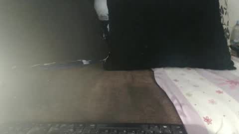 Lariss online show from 04/16/26, 08:26