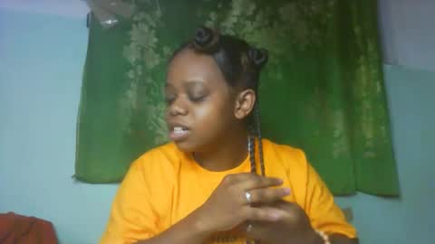 larissa645771 online show from 02/16/26, 08:27