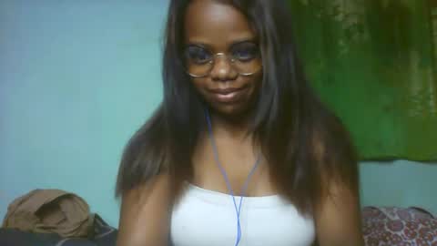 larissa645771 online show from 02/28/26, 03:51