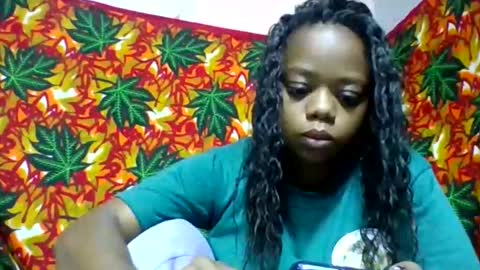 larissa645771 online show from 05/25/26, 04:18