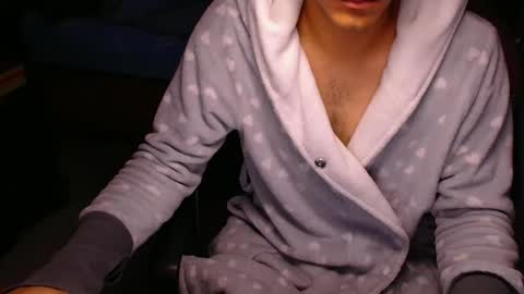 Larry online show from 02/05/26, 09:08