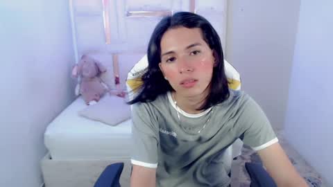 larry online show from 04/06/26, 08:43