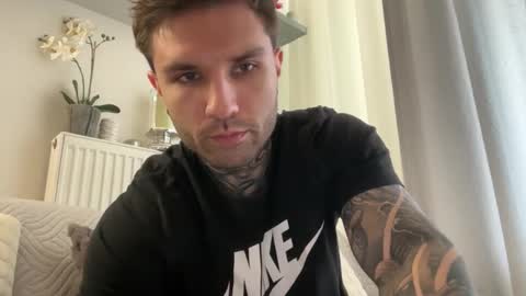 larsskeet online show from 11/22/25, 01:10