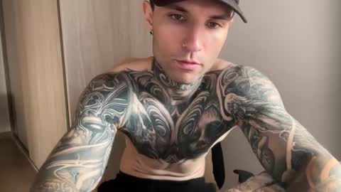 Snapshot of larsskeet chatting on 06/13/26, 05:22 larsskeet online show from 06/13/26, 05:22