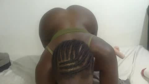 larvy12 online show from 04/24/26, 04:15