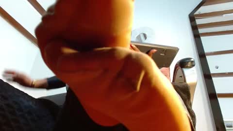 Snapshot of laryssa_swayer chatting on 09/30/25, 01:38 Laryssa online show from 09/30/25, 01:38