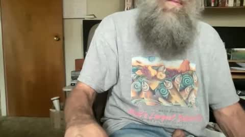 chris online show from 04/26/26, 07:55