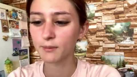 Cherry online show from 07/04/26, 10:43