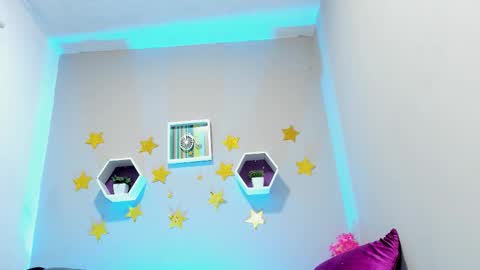 Snapshot of laskhmi_ chatting on 12/18/25, 02:56 Tania online show from 12/18/25, 02:56