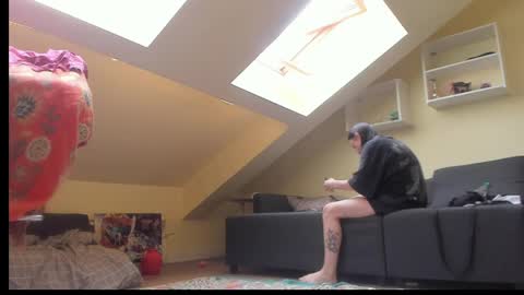 Snapshot of lastpizzaparty chatting on 06/10/26, 01:54 lastpizzaparty online show from 06/10/26, 01:54