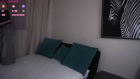 Jay online show from 11/26/25, 05:47