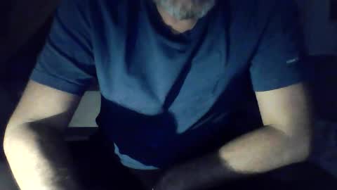 Snapshot of latetedanslesetoiles chatting on 10/19/25, 09:48 latetedanslesetoiles online show from 10/19/25, 09:48