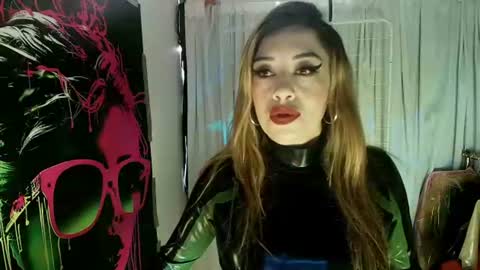 Snapshot of latex_rose_daniels chatting on 07/20/26, 05:15 ROSE online show from 07/20/26, 05:15