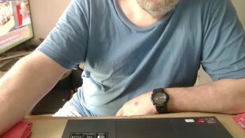 Snapshot of latexloverch71 chatting on 05/11/26, 12:44 Andreas Latexlover online show from 05/11/26, 12:44