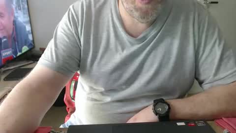 Snapshot of latexloverch71 chatting on 06/07/26, 11:14 Andreas Latexlover online show from 06/07/26, 11:14