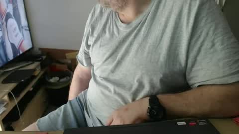 Snapshot of latexloverch71 chatting on 06/13/26, 11:19 Andreas Latexlover online show from 06/13/26, 11:19
