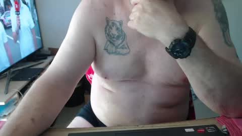 Snapshot of latexloverch71 chatting on 07/05/26, 11:06 Andreas Latexlover online show from 07/05/26, 11:06
