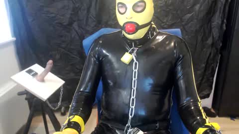 Snapshot of latexslaafboy2 chatting on 03/03/25, 07:21 latexslaafboy online show from 03/03/25, 07:21