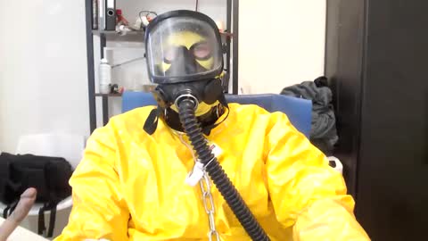 Snapshot of latexslaafboy2 chatting on 03/06/25, 08:30 latexslaafboy online show from 03/06/25, 08:30