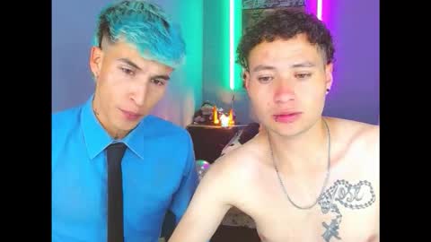 latin_boysxxx_ online show from 10/13/25, 06:13