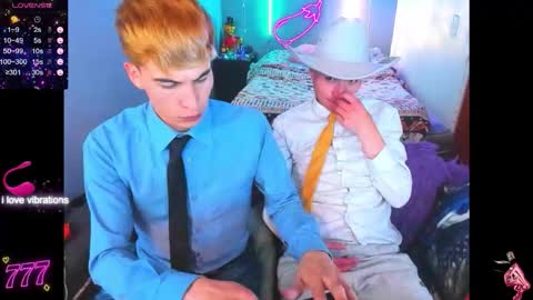 latin_boysxxx_ online show from 02/15/26, 07:51