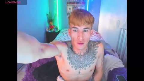 latin_boysxxx_ online show from 03/11/26, 02:06