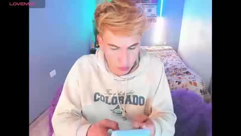 latin_boysxxx_ online show from 03/13/26, 01:45