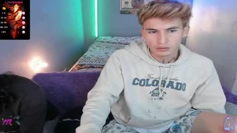 latin_boysxxx_ online show from 04/19/26, 02:33