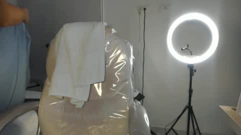 Johana y Santiago online show from 02/09/25, 08:13