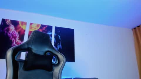 instagramlatin goddessx   im nikoll online show from 01/16/25, 08:36