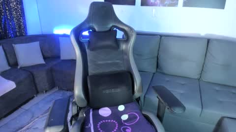 instagramlatin goddessx   im nikoll online show from 02/01/25, 02:58