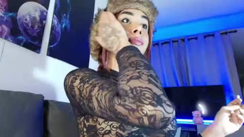 Snapshot of latin_goddessx chatting on 06/25/26, 07:13 instagramlatin goddessx im nikoll online show from 06/25/26, 07:13
