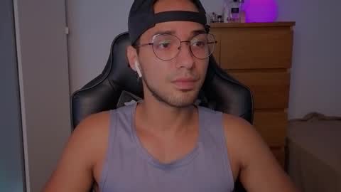  Free OF online show from 09/18/25, 09:11