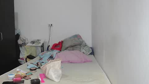 M E G A N  online show from 12/03/24, 06:17